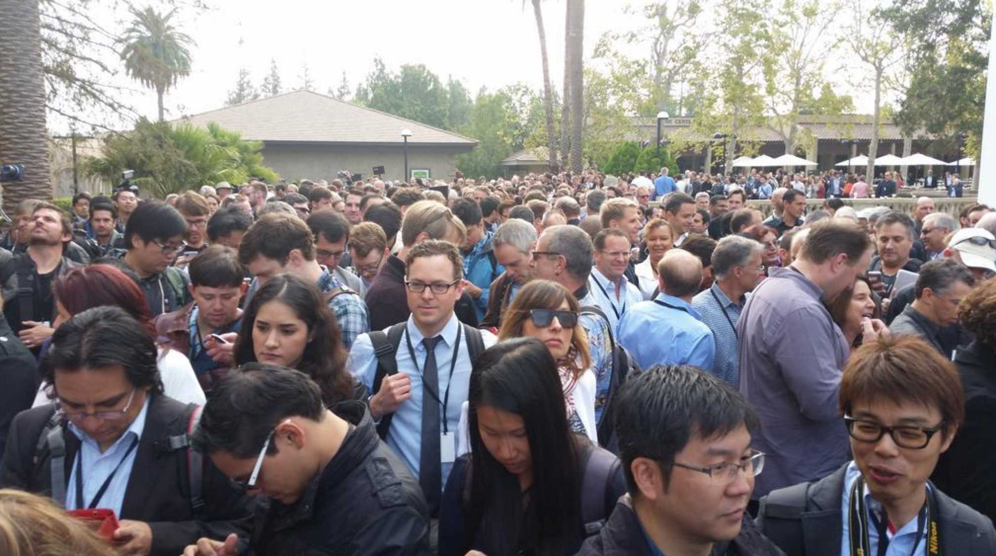 Đang tường thuật ra mắt iPhone 6