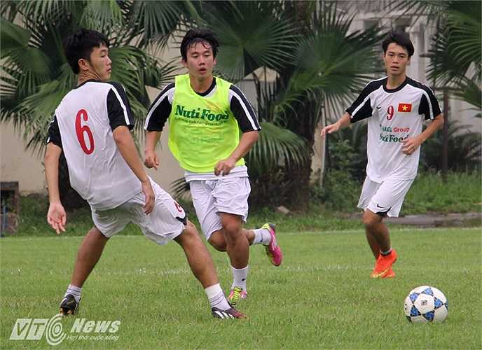 Siêu phẩm vào lưới HV An Giang của Minh Vương là một trong những bàn thắng đẹp nhất V-League mùa giải vừa qua.