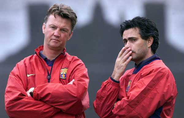 Mourinho hiểu rõ Van Gaal