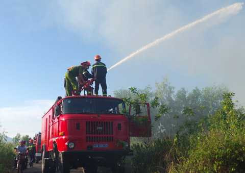Gần 1.000 người, dập đám cháy, Sân bay Đà Nẵng, hỏa hoạn, chữa cháy