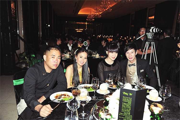 'Nếu ngày đó tôi chê Ly không đẹp mà bỏ qua thì làm sao có một ca sỹ Cẩm Ly của ngày hôm nay.'