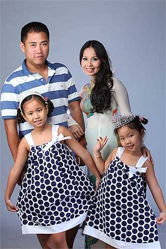 'Nhìn bề ngoài tôi và Cẩm Ly chắc ai cũng nghĩ hai người này không có điểm chung nào, nhưng chính những sự khác biệt này lại bổ sung cho nhau.'