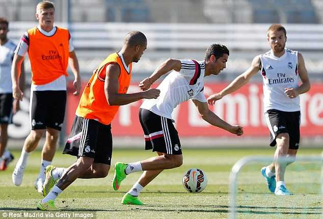 Ronaldo điên cuồng tập luyện, quyết đấu Atletico Madrid