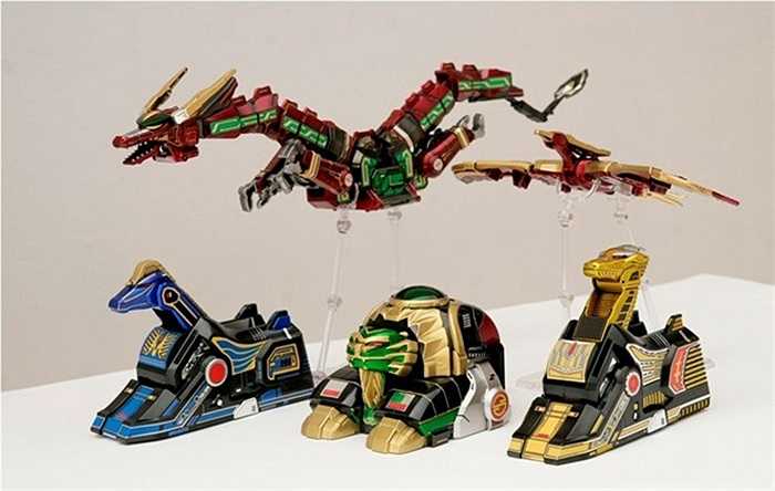 Đây chính là 5 phần nhỏ để ráp nên: Dairen Oh / Thunder Megazord. Sỡ dĩ nó có 2 tên như vậy vì một tên gọi theo phiên bản phim truyền hình Nhật (Super sentai Dairanger ) là Dairenoh. Sau khi Mỹ mua bản quyền làm lại thành phiên bản Power Ranger Mighty Morphin với tên gọi là Thunder Megazord.