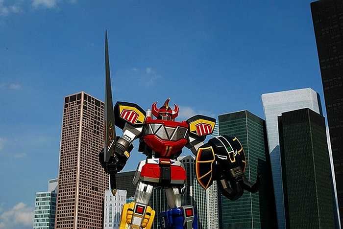 Mẫu Action figure, cao 14 cm, chi tiết đẹp. Giá của mẫu này là 1,4 triệu đồng.