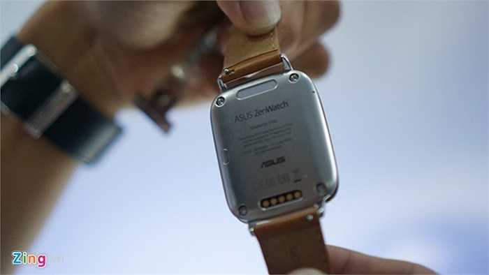 Một vài tính năng khác của thiết bị này như Watch Unlock, Tap Tap, Remote Camera, Cover to Mute, Find My Phone và Presentation Control,... cũng tạo ra sự khác biệt đối với các smartwatch Android khác trên thị trường.