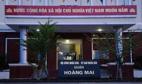 học sinh tiểu học phải ăn mỳ tôm