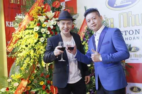 Hoàng Hải, Lê Vũ Bình mừng Quang Hà làm ông chủ