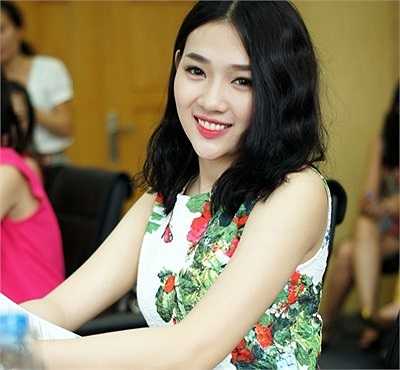 Thật khó để nhận ra đây là Chít - cô bé cá tính với mái tóc ngắn lém lỉnh, làn da ngăm đen ngày nào. Ảnh:Vietgiaitri.