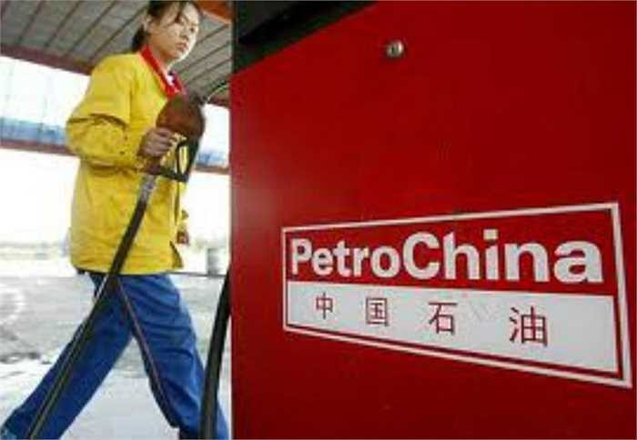 Công ty Dầu khí Trung Quốc PetroChina (trụ sở: Trung Quốc, tổng số nhân viên: 544.083 người, doanh thu: 37,3 tỷ USD, lĩnh vực: dầu khí). Hiện tại, PetroChina là một trong những công ty có vốn hóa thị trường lớn nhất thế giới.