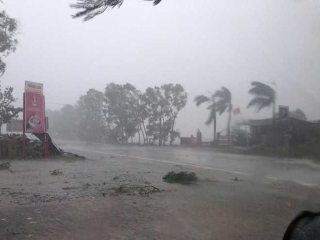 Bão số 3 đang di chuyển với tốc độ rất nhanh