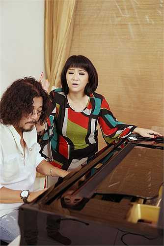 Họ vẫn thường tập luyện cùng nhau bên cây đàn piano