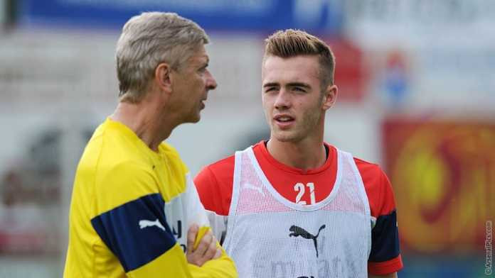 Hàng thủ Arsenal 'què quặt' trước trận gặp Dortmund