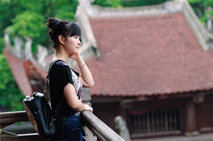 Được biết, Nhật Lệ đang là Á khôi 1 cuộc thi Miss Arsenal Fanclub Việt Nam, cô nàng là fan cứng của CLB này và cũng là một cổ động viên cuồng nhiệt của tuyển U19 Việt Nam.