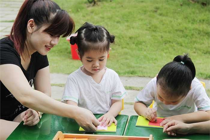 thiếu giáo viên mầm non