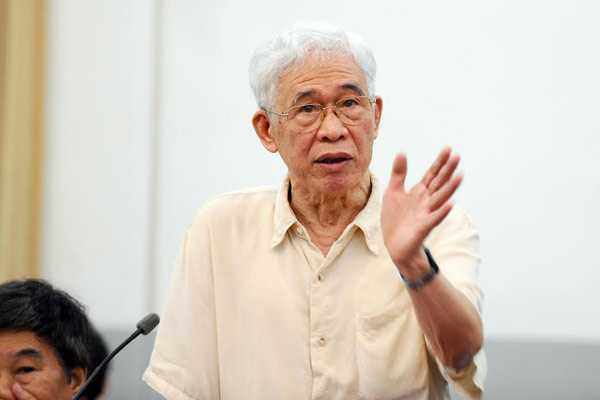 Không thể ngồi trong 4 bức tường phán 'tào lao'