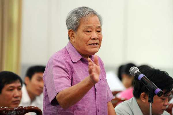 Không thể ngồi trong 4 bức tường phán 'tào lao'