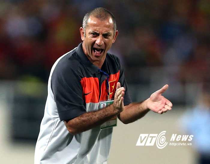 Thầy Giôm và thầy Nhật: Ai hơn ai?