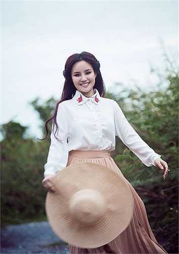 Vẻ ngọt ngào của Vy Oanh.