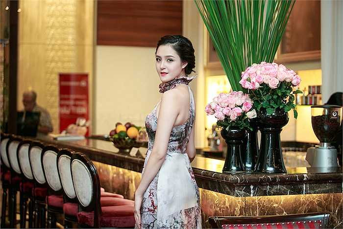 Sau khi đăng quang, Hoàng Anh là một trong những người đẹp đắt show thời trang tại Hà Nội.