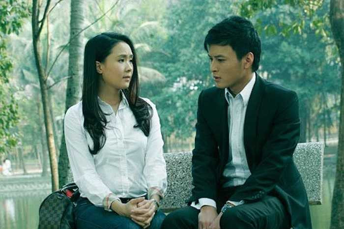 Minh Khang và Mộc Miên - Cầu vồng tình yêu: Nhắc tới những chuyện tình được khán giả màn ảnh nhỏ quan tâm, chú ý, không thể không kể tới mối tình sâu đậm, vượt qua mọi rào cản, khó khăn của Minh Khang và Mộc Miên trong phim 'Cầu vồng tình yêu'.