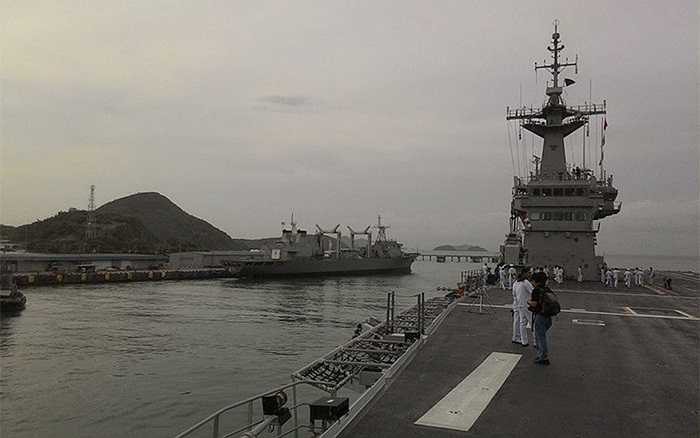 HTMS Chakri Naruebet R9-11 chính thức phục vụ hải quân Hoàng gia Thái Lan hồi tháng 3/1997