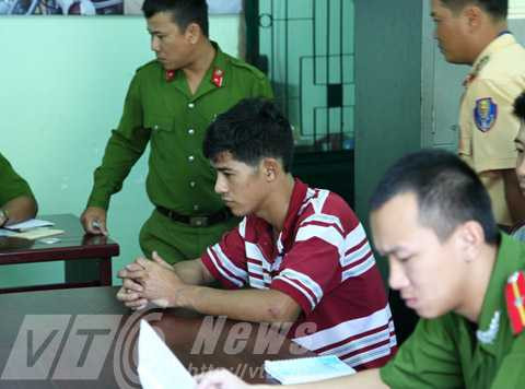 Đà Nẵng, Lái xe, phụ xe, container, ép ngã, hăm dọa, CSGT, dùng dao