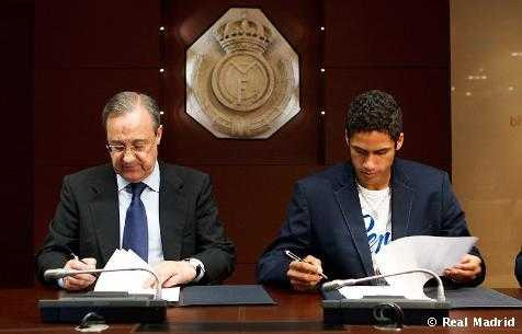 Real Madria trói chân thành công Varane