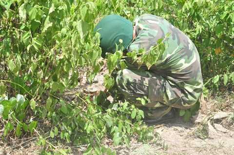 Đà Nẵng, Cưa đầu đạn, hai người chết, không toàn thây, nổ lớn, bom mìn