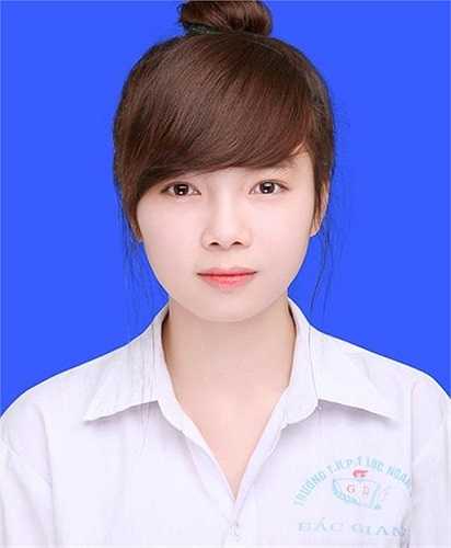 Tiếp sau Ngọc Diễm là nhan sắc ảnh thẻ của cô gái đến từ THPT Lục Ngạn, tỉnh Bắc Giang với nét mặt trong sáng, thu hút người xem. Hình ảnh không phải do chính tay chủ nhân tấm ảnh đăng tải nên sau khi bất ngờ được cộng đồng mạng biết đến, cô gái đã yêu cầu xin được giữ kín danh tính. 