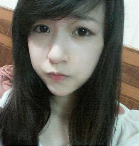 Một trong những tấm ảnh đời thường minh chứng cho gương mặt vốn dĩ đã rất ưa nhìn của Trúc.
