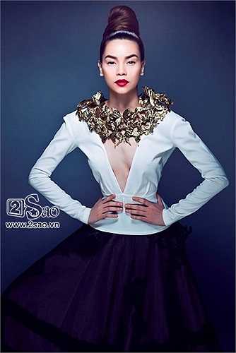 Hồ Ngọc Hà hóa thân thành nữ hoàng với búi tóc cao Theo 2sao