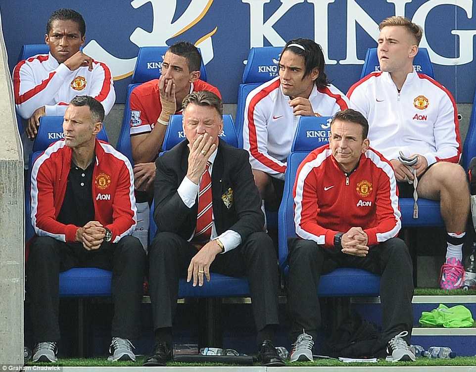 Tin sáng 22/9: Van Gaal bình thản sau thất bại nhục nhã