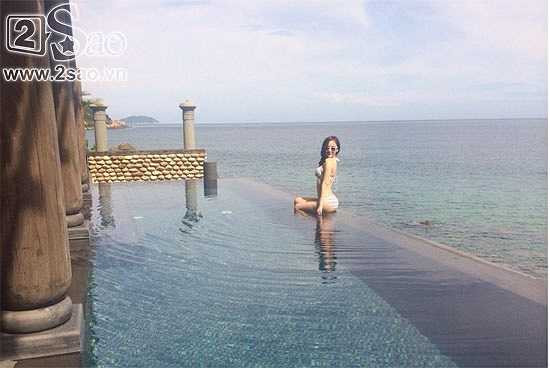 Đi du lịch là cách thư giãn để cô nàng lấy lại cân bằng trong cuộc sống. 