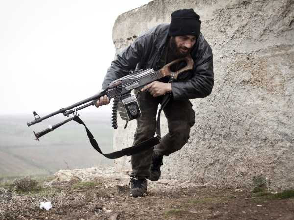 Chiến cơ Mỹ lần đầu không kích IS trong lãnh thổ Syria