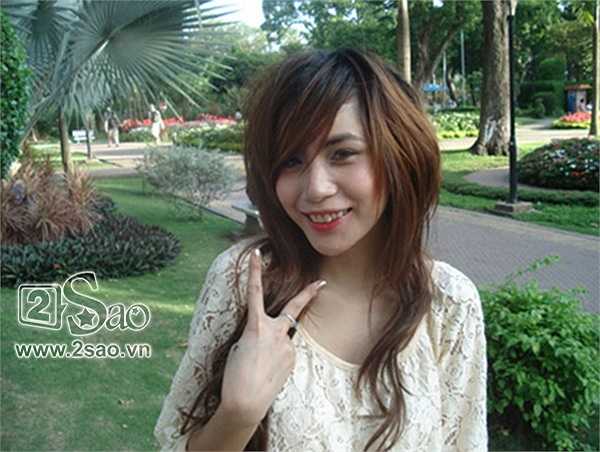 So với hình ảnh lúc mới vào nghề và bây giờ đúng là 'một trời một vực'. 
