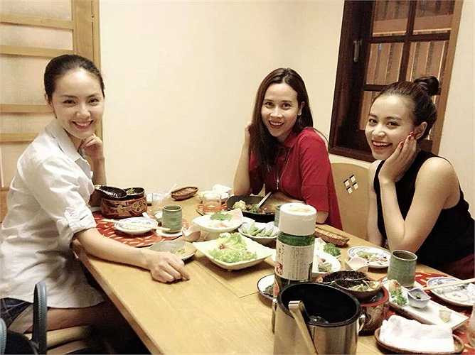 Hoàng Thùy Linh, Phương Linh, Lưu Hương Giang hội ngộ.