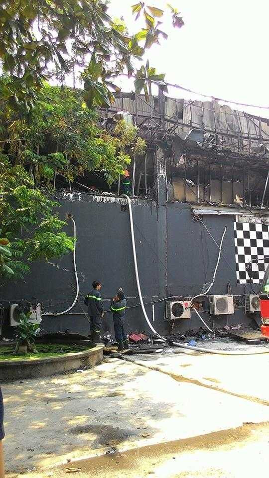 Bar Luxury cháy dữ dội: Nhiều nạn nhân nhập viện