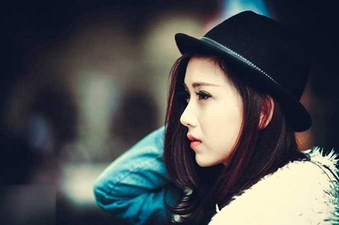 Dù mới ra trường chưa lâu nhưng Bùi Thuý Ngân (sinh năm 1991) đã có kinh nghiệm hai năm đứng lớp. Hiện Ngân là một trong những giáo viên trẻ tuổi nhất của trường tiểu học Tân Định, Hà Nội.