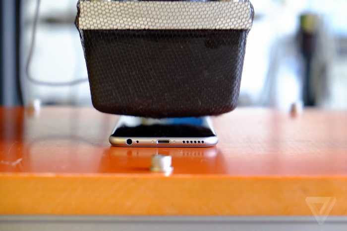 Apple tung thông tin 'tra tấn' iPhone 6