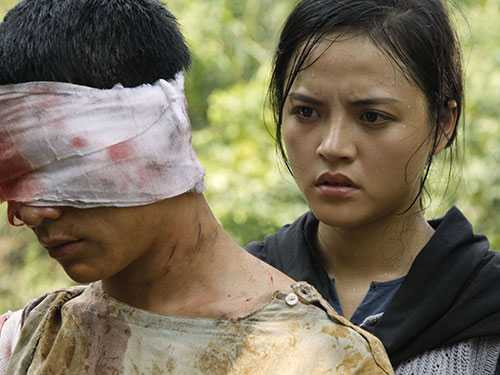 sống cùng lịch sử