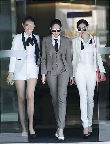 Các cô gái đồng loạt diện vest, khoe phong cách hiện đại, cá tính.