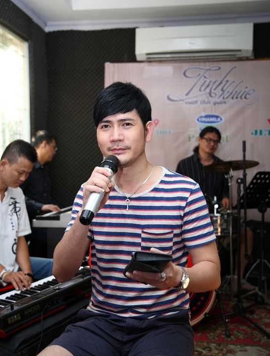 Tình khúc vượt thời gian