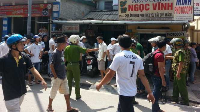 Nữ sinh 22 tuổi bị bạn trai khống chế làm con tin