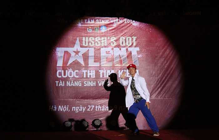 Ngắm trai tài gái sắc trường ĐHKHXH-NV