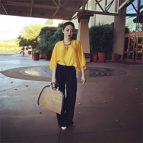 Tóc Tiên và gu thời trang ổn định.