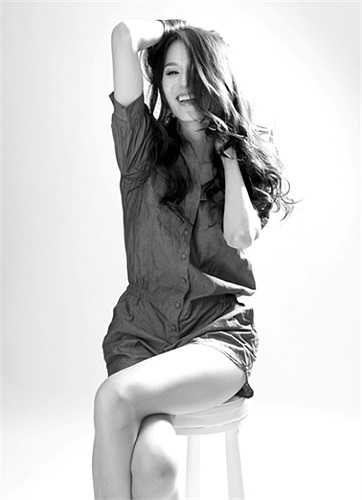 Siêu mẫu Thái Hà sinh năm 1987, sở hữu chiều cao 1m77