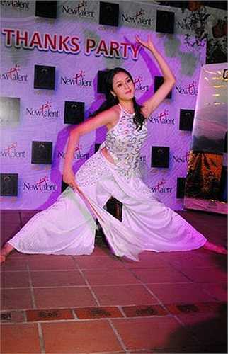 Cô sinh năm 1994 và đã từng tốt nghiệp Cao đẳng múa Việt Nam