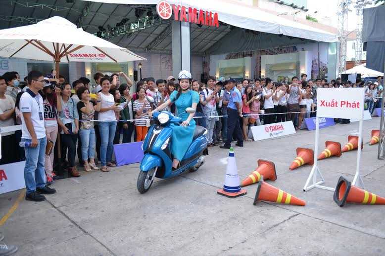 Yamaha Grande hút phái đẹp nhờ thiết kế thanh lịch 