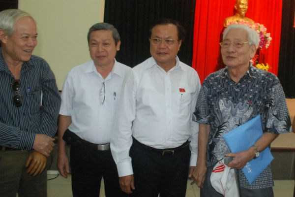 Bí thư Hà Nội phát hoảng với 'chuồng cọp' ở chung cư